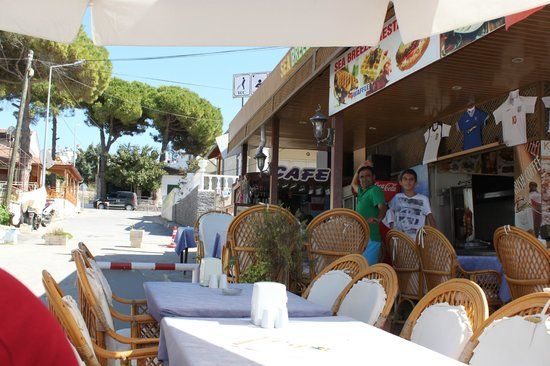 Sea Breeze Waffle Cafe Kusadasi